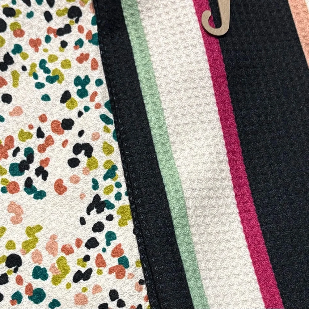 2!!!! ROOM ESSENTIALS NWT quick dry waffle print hand towels